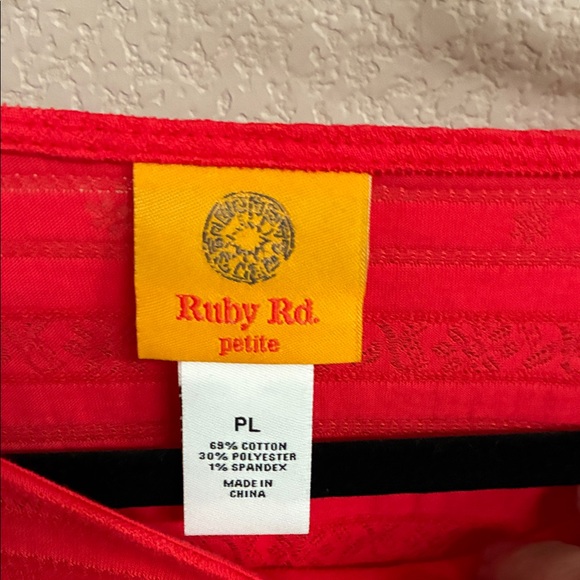 Ruby Rd. Textured Red Short Sleeve Tee - Picture 2 of 3